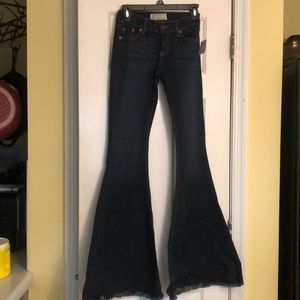 Free People Jeans - Dark denim flare pants Free People Jeans - Dark denim flare pants